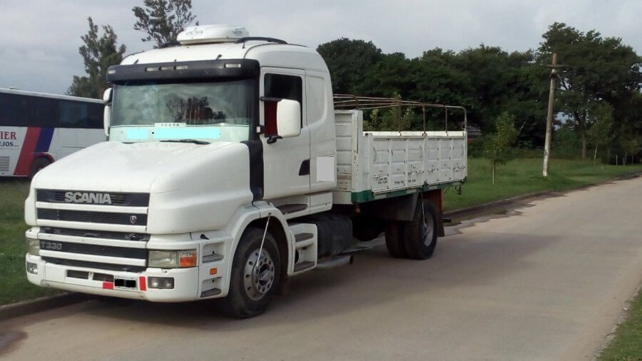 EXCELENTE SCANIA 330/2006