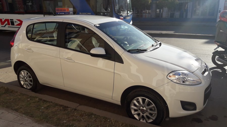 Dueña vende. Palio 2016 impecable. 10.000 km