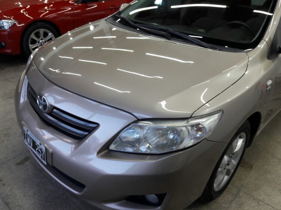 vendo toyota corolla xei 2010