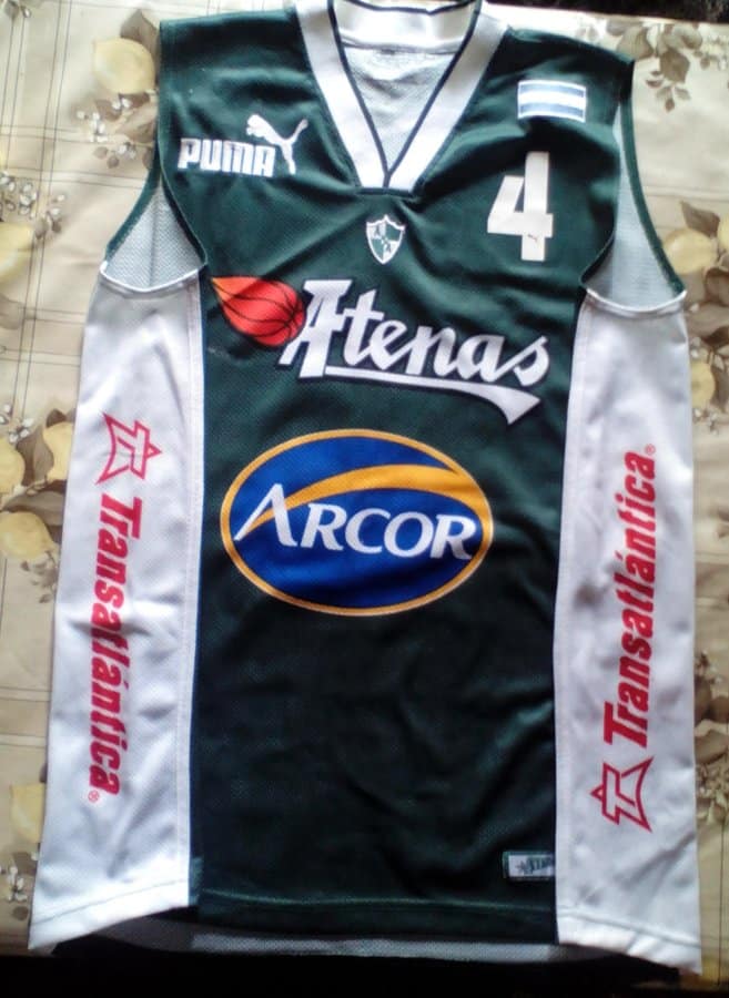 CAMISETA 2003/4 DE JOSHUA PITTMAN – EQUIPO BASQUETBOL ATENAS CÓRDOBA – PUMA – NUEVA