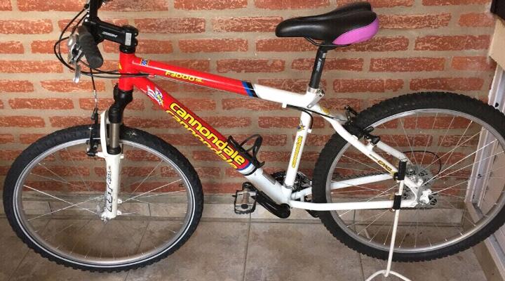 VENDO BICI CANNONDALE ROD 26 URGENTES!!!!