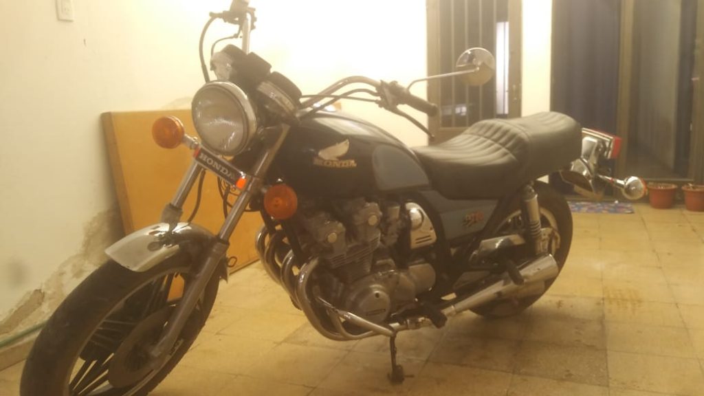 Vendo moto honda