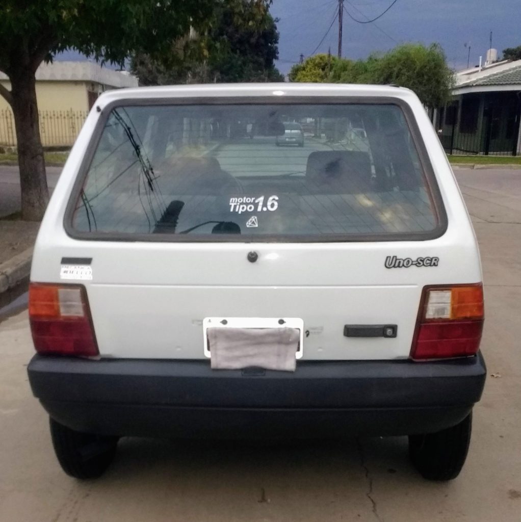 Fiat uno SCR modelo 96 excelente estado