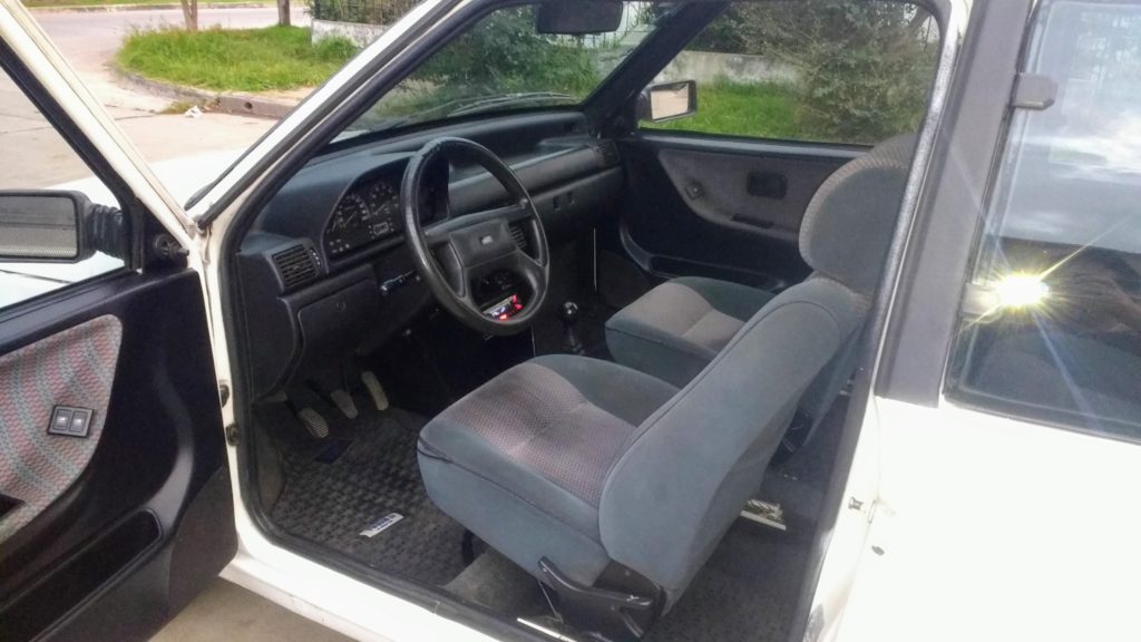 Fiat uno SCR modelo 96 excelente estado