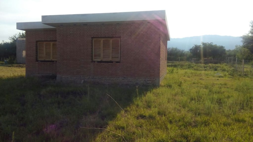 SE VENDE CASA EN LAS TAPIAS TRASLASIERRA CBA.