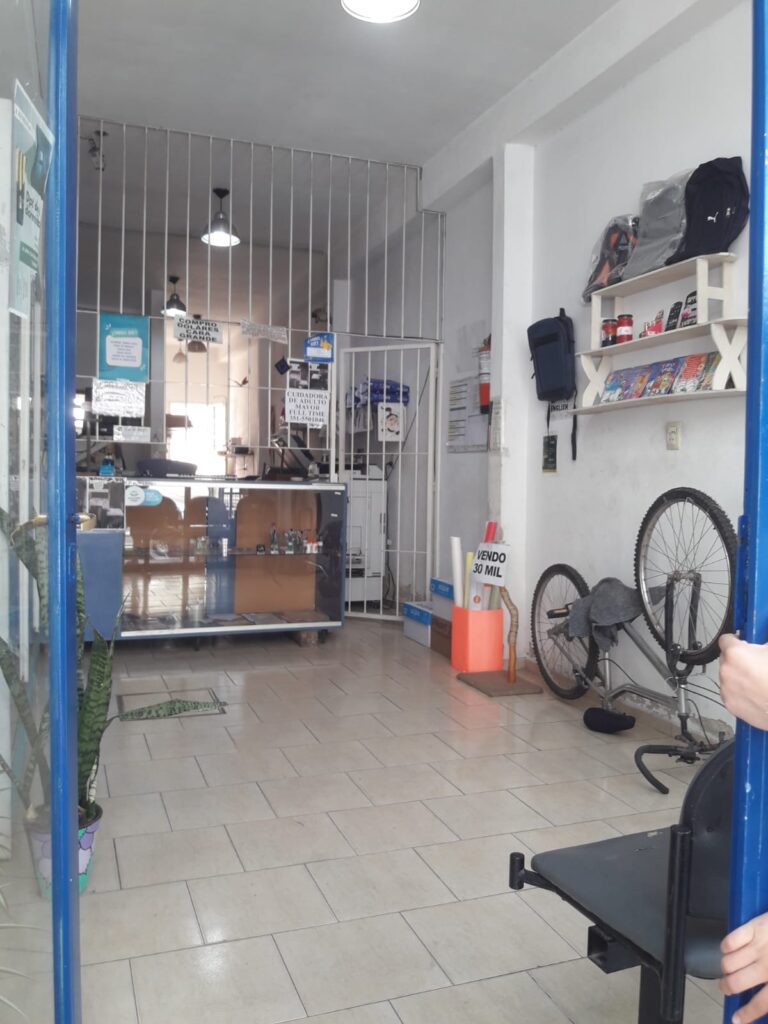 Se vende fondo de comercio en excelente ubicacion comercial