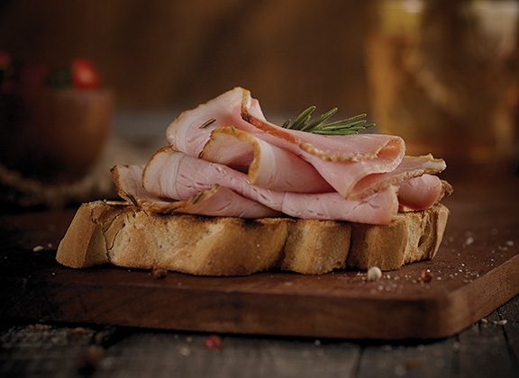 Labratto. Fiambres. Bondiola. Jamón Cocido. Lomos, etc.