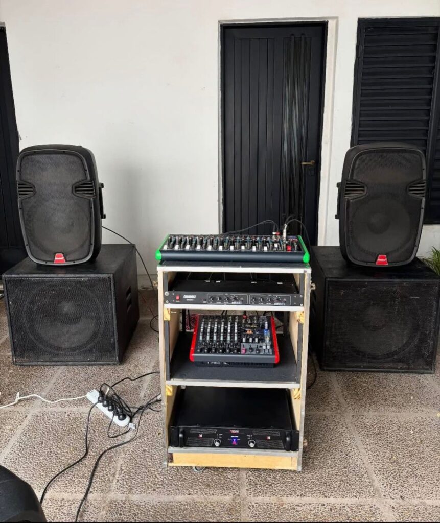 Alquilo equipo de sonido para bandas y shows en vivo