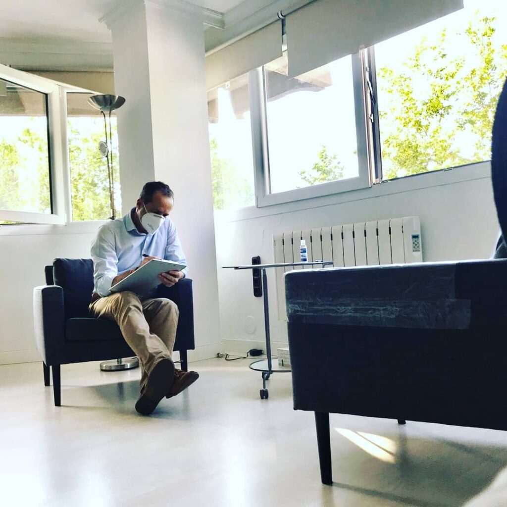 Centro Plenum Granada | Psicología Clínica, Terapias y Mindfulness